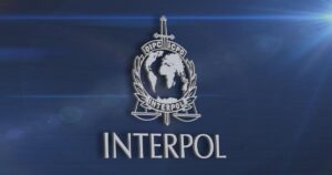 Leia mais sobre o artigo Você Acha que Conhece a INTERPOL? Aqui Estão Alguns Detalhes Chave de Como Esta Entidade Internacional de Aplicação da Lei Disrupta o Cibercrime Mundialmente.